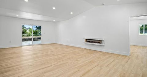 9261 Golden Gate Ave, Orangevale, CA 95662 Photo