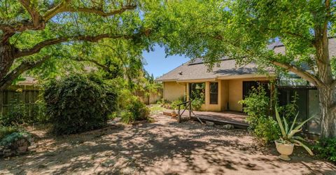 20100 Apple Dr, Lockeford, CA 95237 Photo