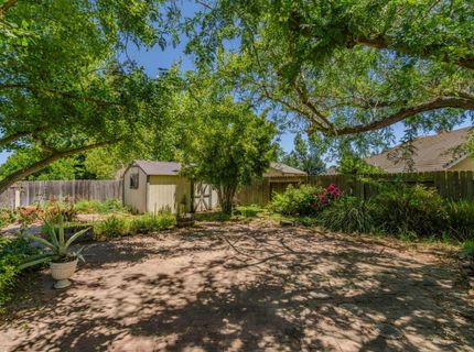 20100 Apple Dr, Lockeford, CA 95237 Photo