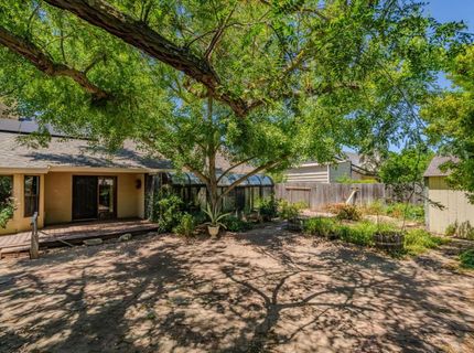 20100 Apple Dr, Lockeford, CA 95237 Photo