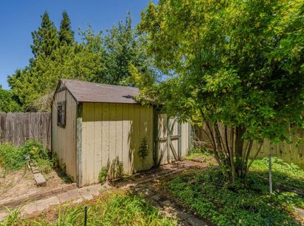 20100 Apple Dr, Lockeford, CA 95237 Photo