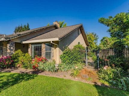 20100 Apple Dr, Lockeford, CA 95237 Photo