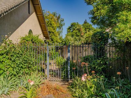 20100 Apple Dr, Lockeford, CA 95237 Photo
