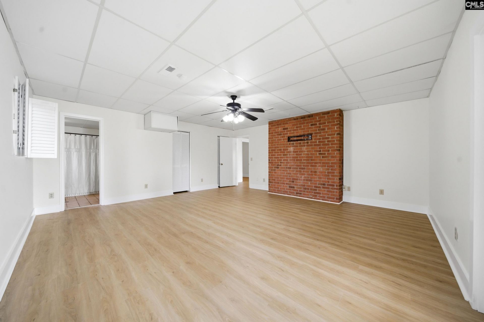 304 Racket Road Photo 39