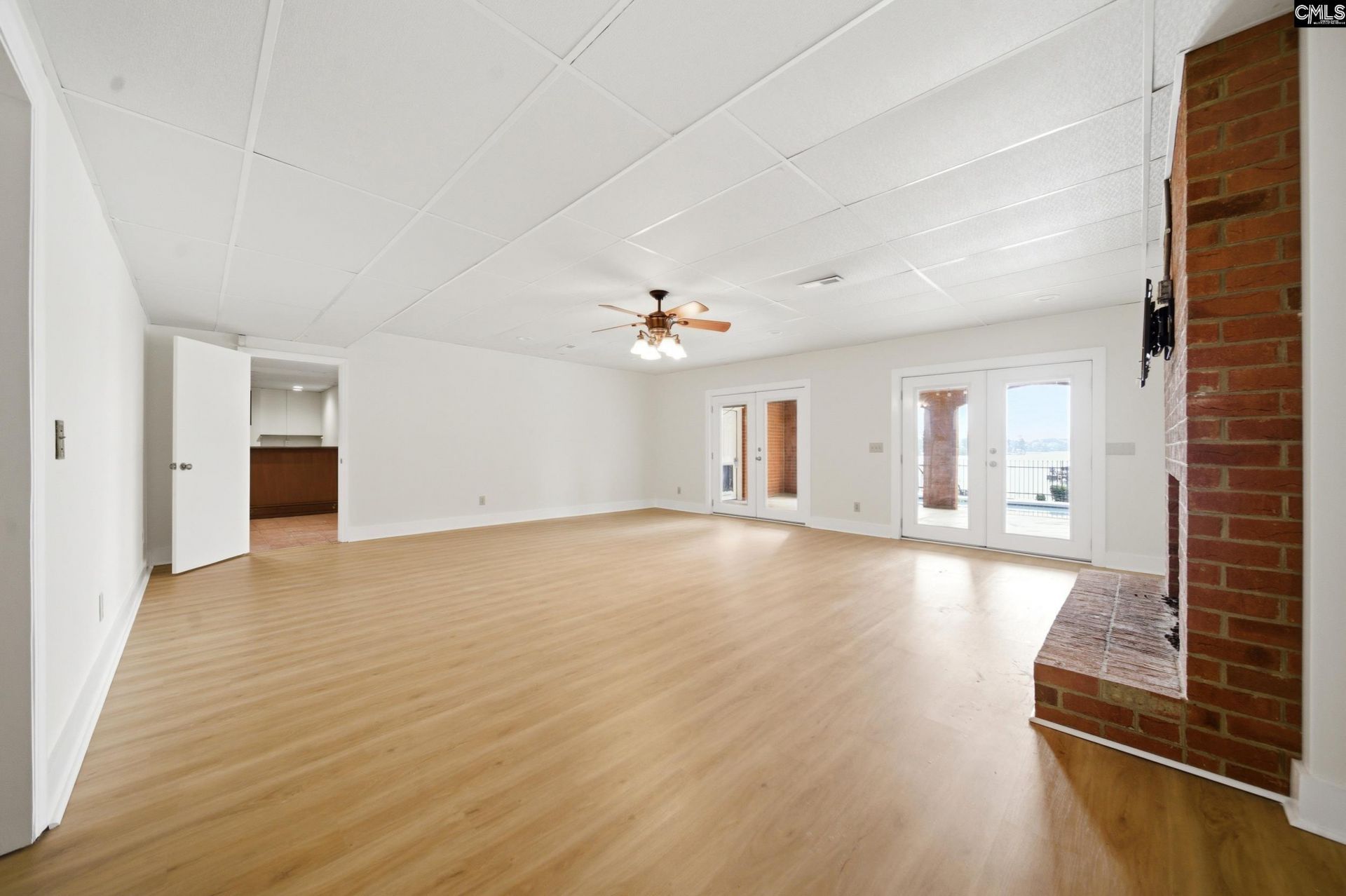 304 Racket Road Photo 41