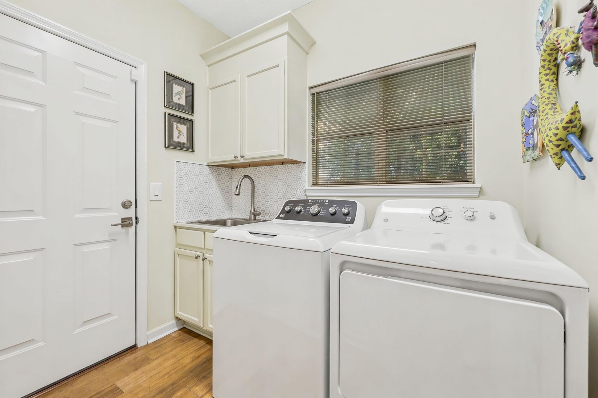 1215 Loblolly Ln. Photo 14