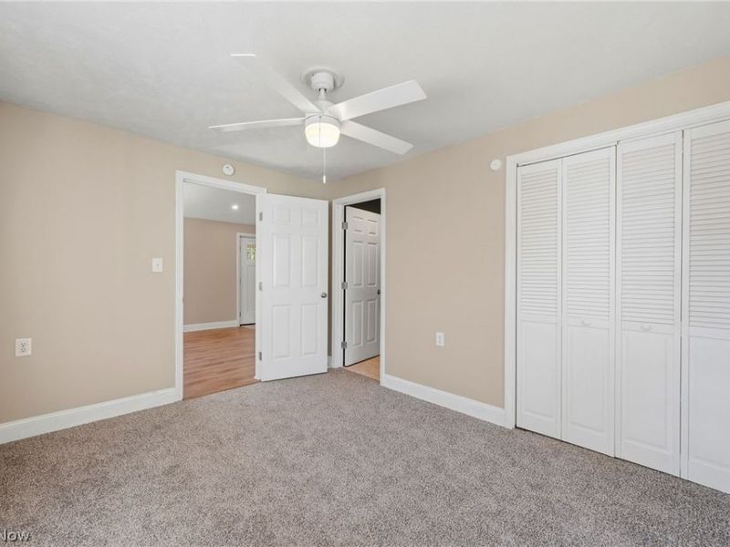 815 E Cassell Avenue, Barberton, OH 44203 Photo 18