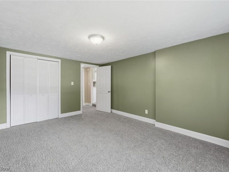 815 E Cassell Avenue, Barberton, OH 44203 Photo 27