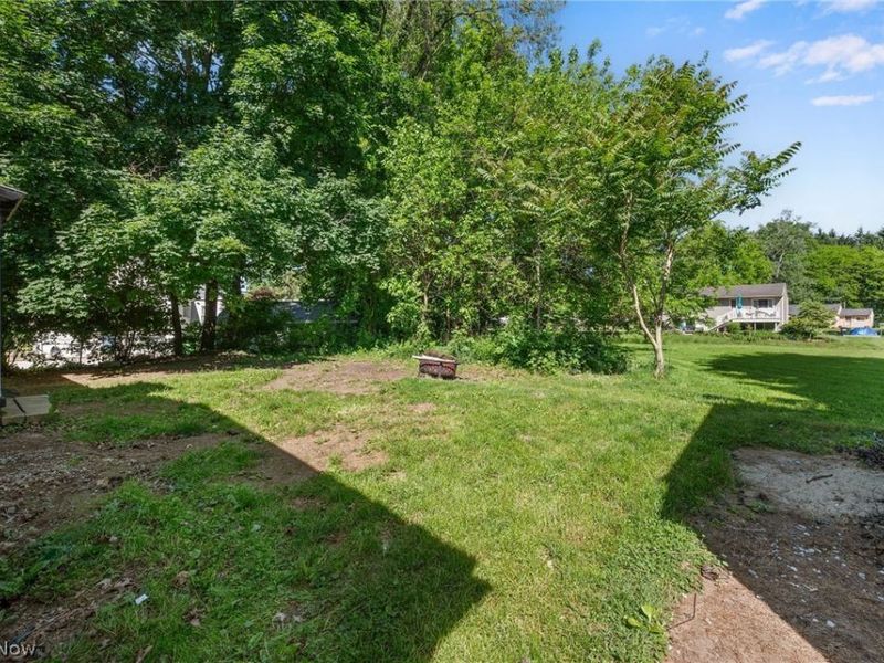 815 E Cassell Avenue, Barberton, OH 44203 Photo 31