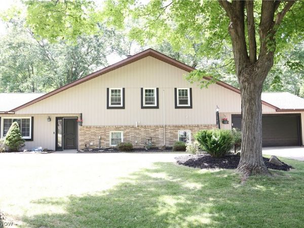 812 Blackfeet Trail, Macedonia, OH 44056