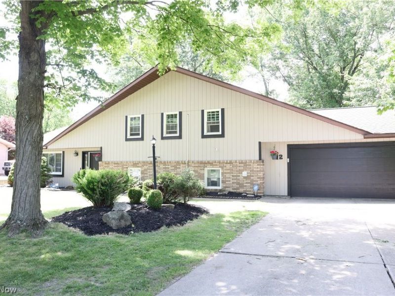 812 Blackfeet Trail , Macedonia, OH 44056 Photo 2