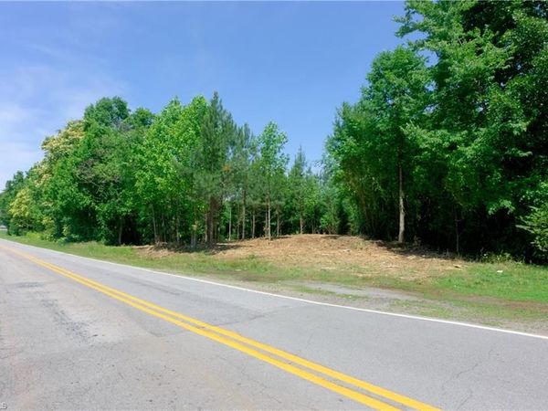 1 Hinshaw Road, Yadkinville, NC 27055