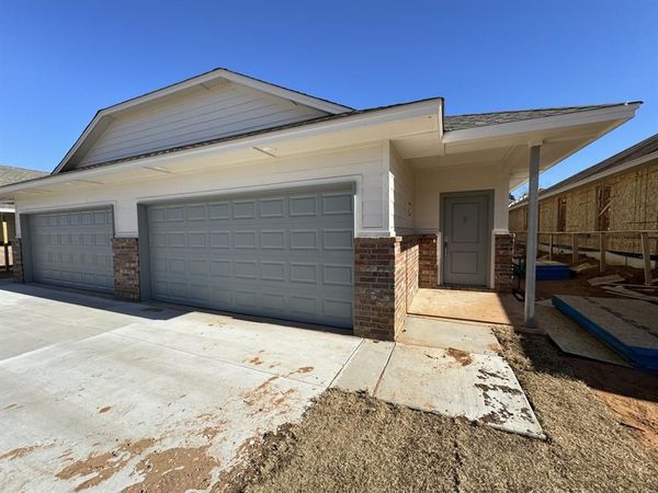 3708 Franks Way, Bethany, OK 73008