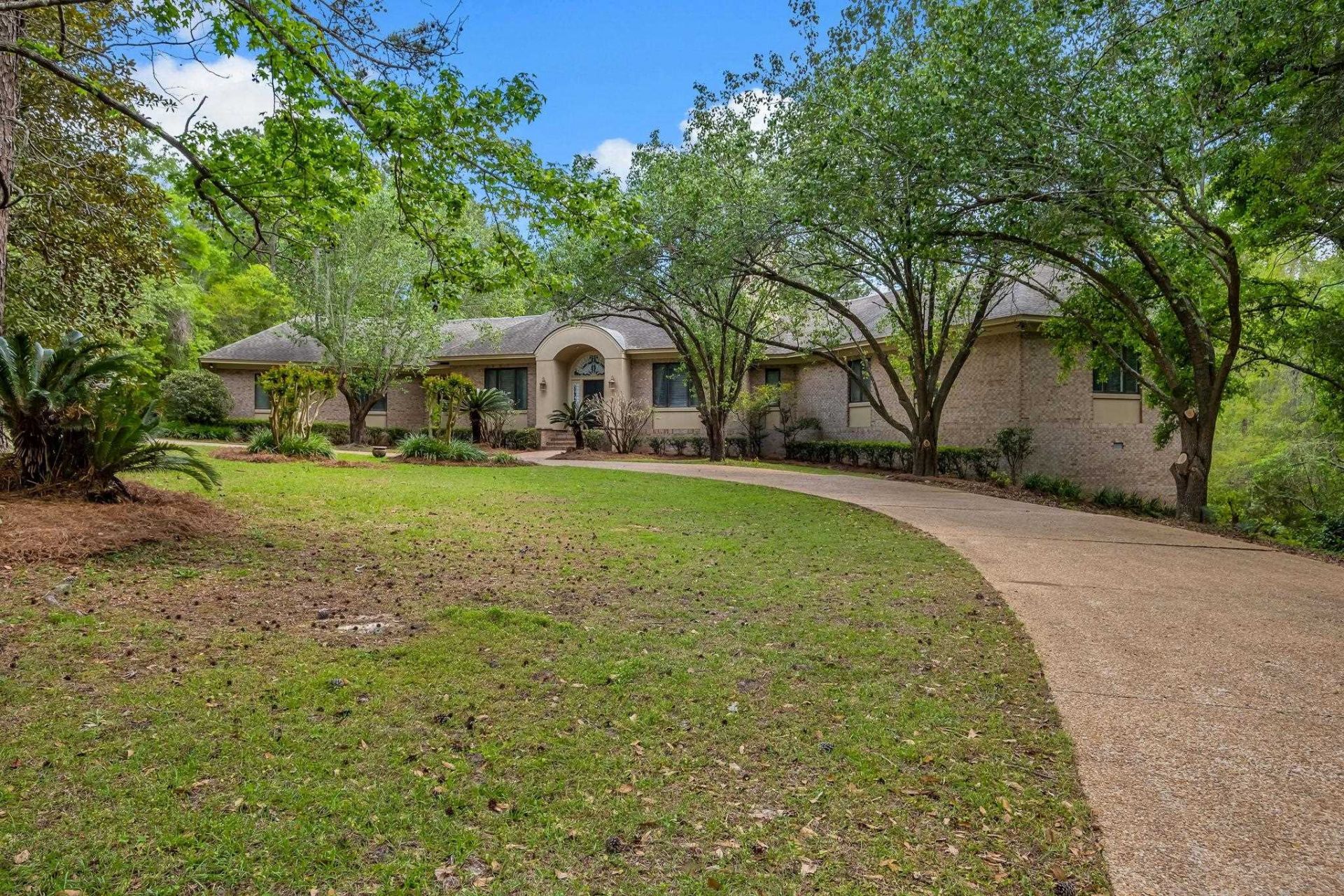 3908 Bobbin Brook Circle, Tallahassee, FL 32312 Photo