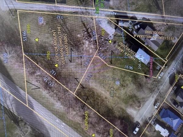 101 Delaware Avenue , Mount Vernon, OH 43050