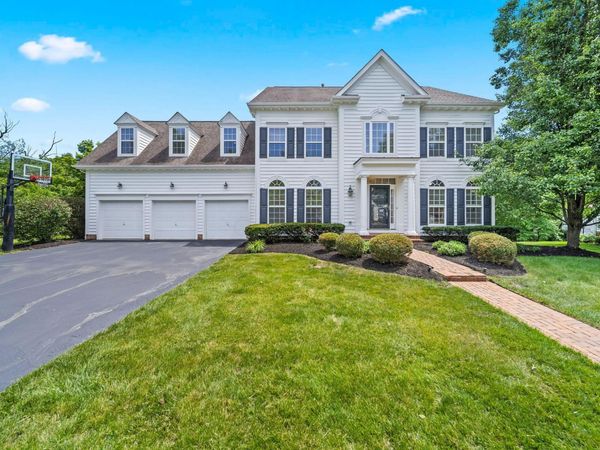7155 Tumblebrook Drive, New Albany, OH 43054