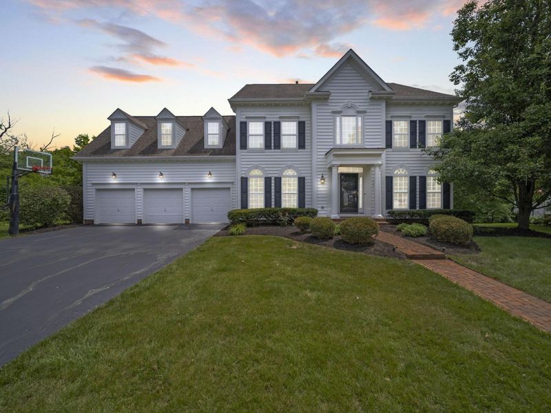 7155 Tumblebrook Drive, New Albany, OH 43054 Photo 2