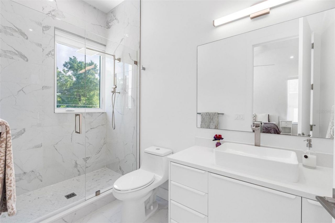 3208 W Lawn Avenue, Tampa, FL 33611 Photo