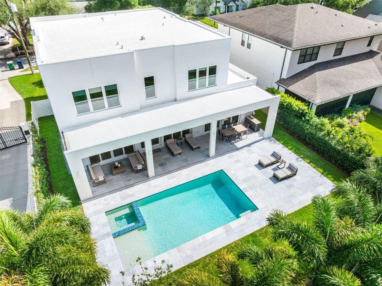 3208 W Lawn Avenue, Tampa, FL 33611 Photo