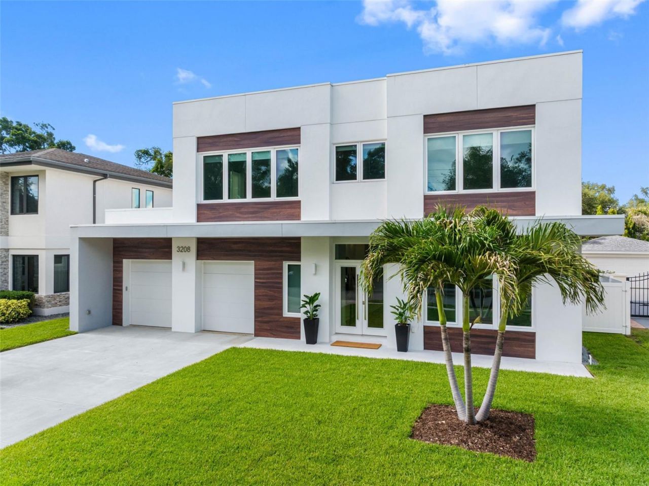 3208 W Lawn Avenue, Tampa, FL 33611 Photo