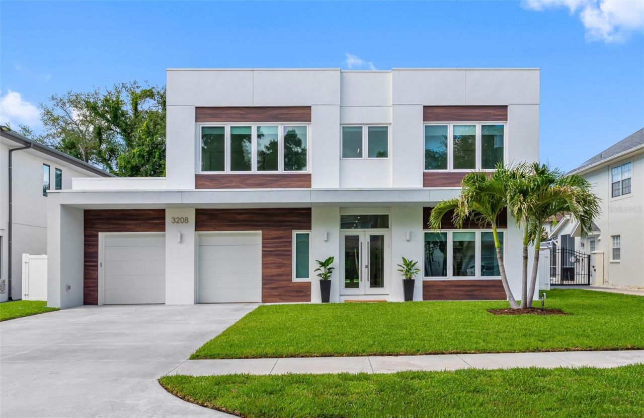 3208 W Lawn Avenue, Tampa, FL 33611 Photo