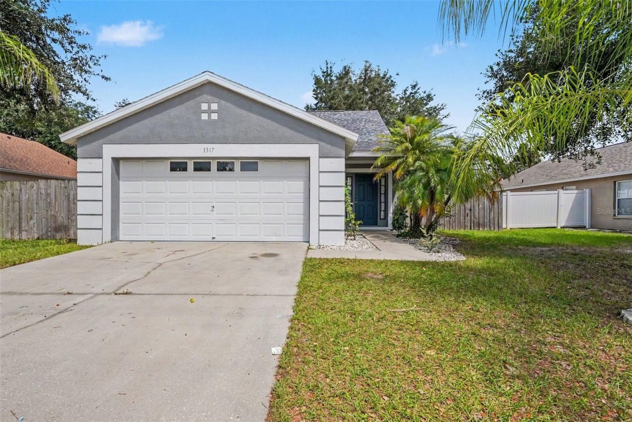 1317 Avonwood Court , Lutz, FL 33559 Main Photo