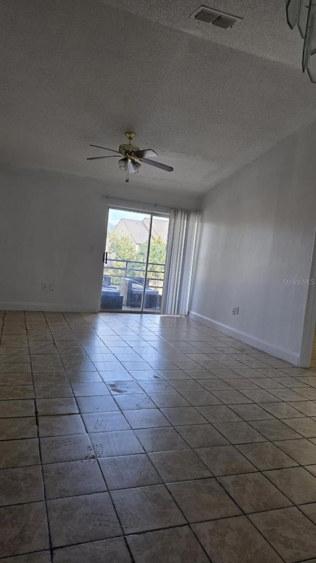 5214 Via Hacienda Circle, Unit A307, Orlando, FL 32839 Photo