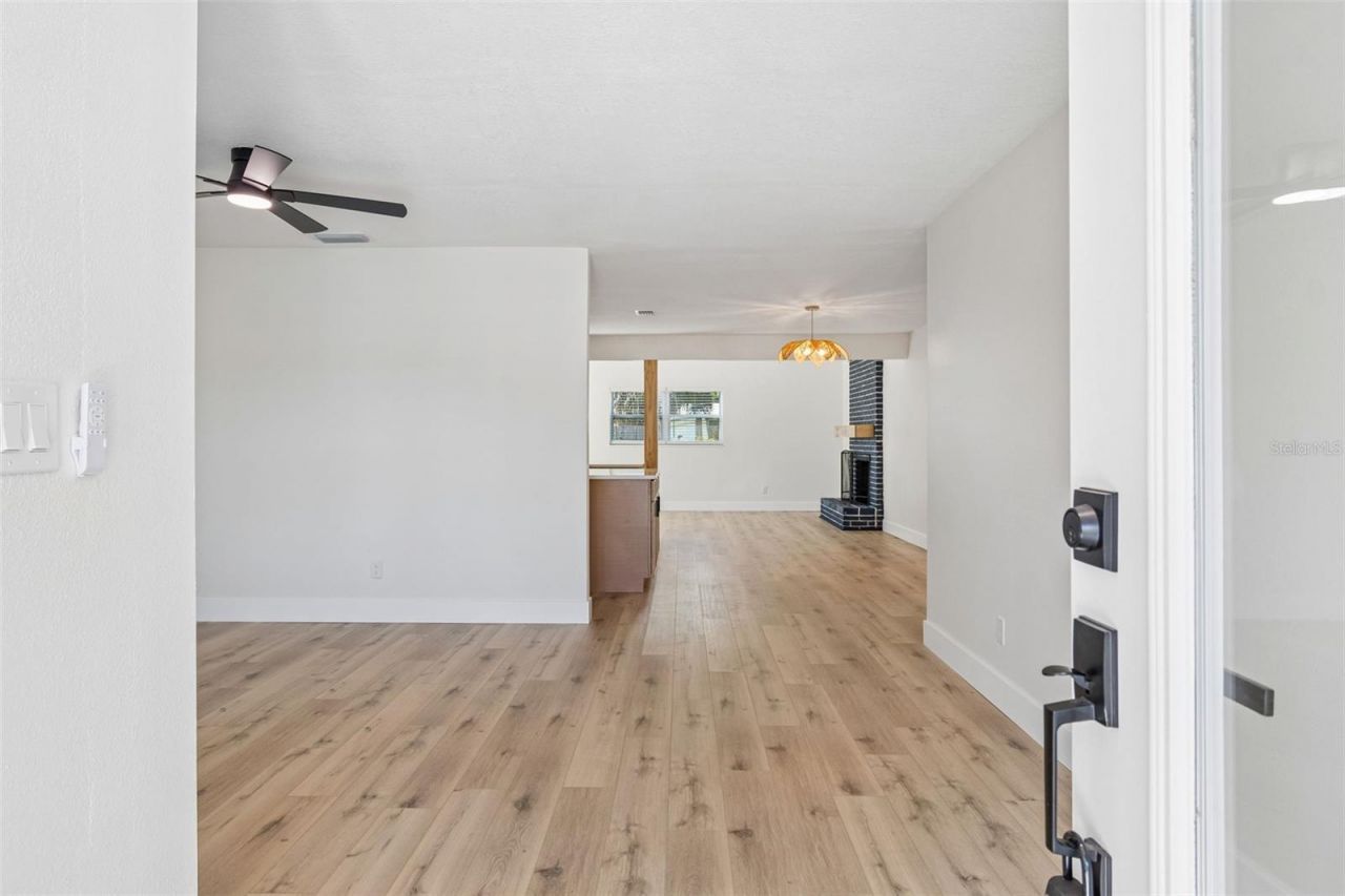 1101 54th Avenue S, Saint Petersburg, FL 33705 Photo