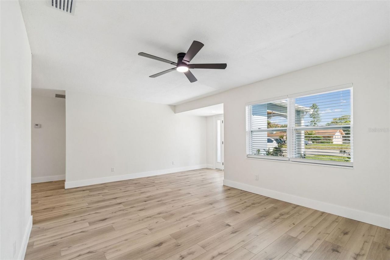 1101 54th Avenue S, Saint Petersburg, FL 33705 Photo