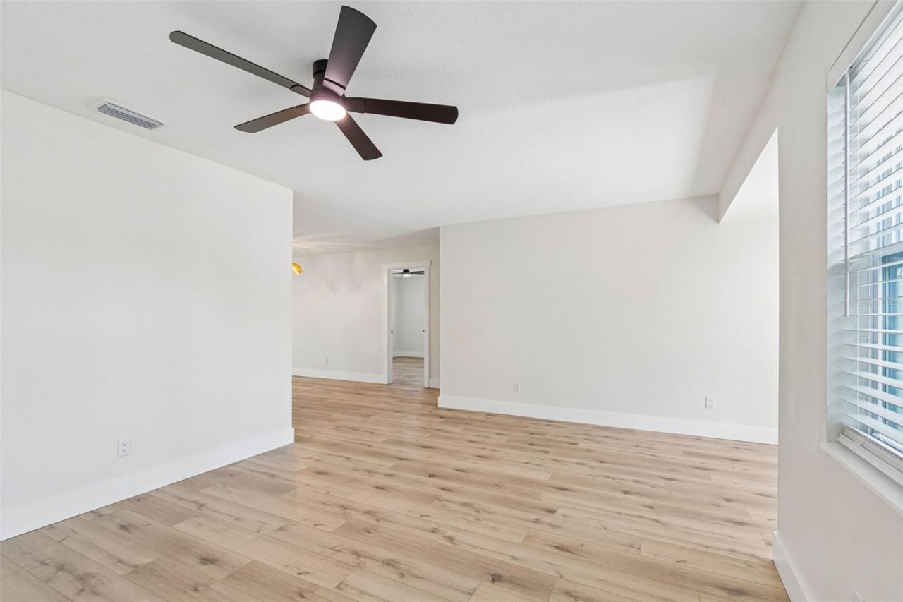 1101 54th Avenue S, Saint Petersburg, FL 33705 Photo