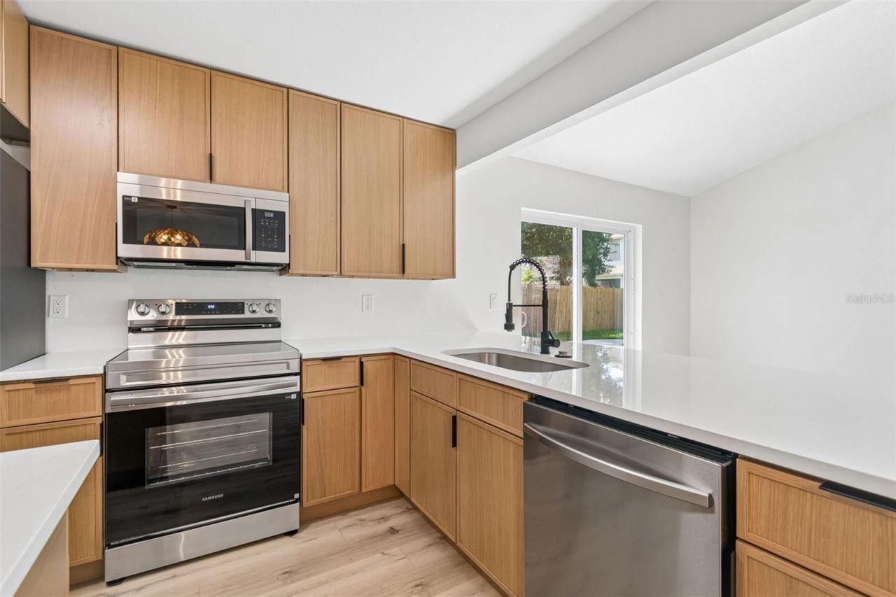 1101 54th Avenue S, Saint Petersburg, FL 33705 Photo