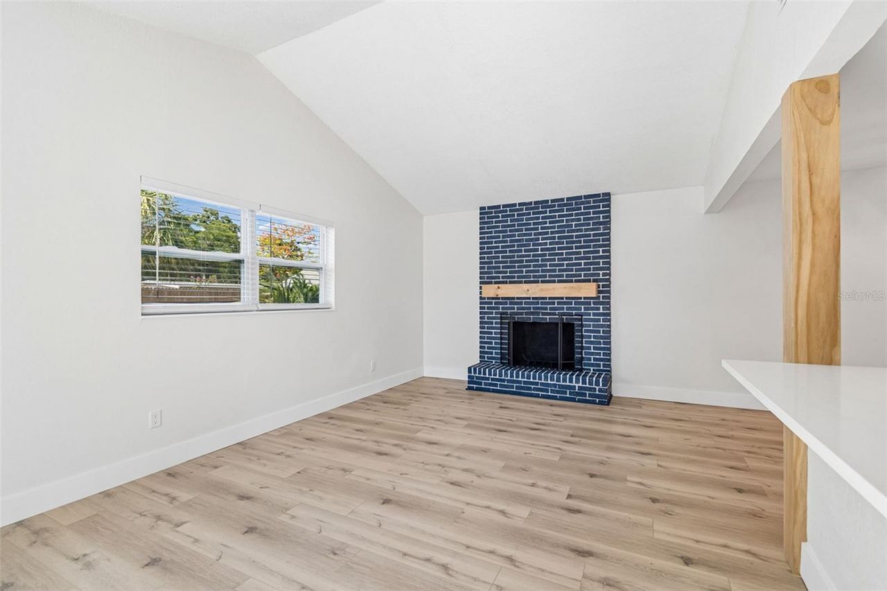1101 54th Avenue S, Saint Petersburg, FL 33705 Photo