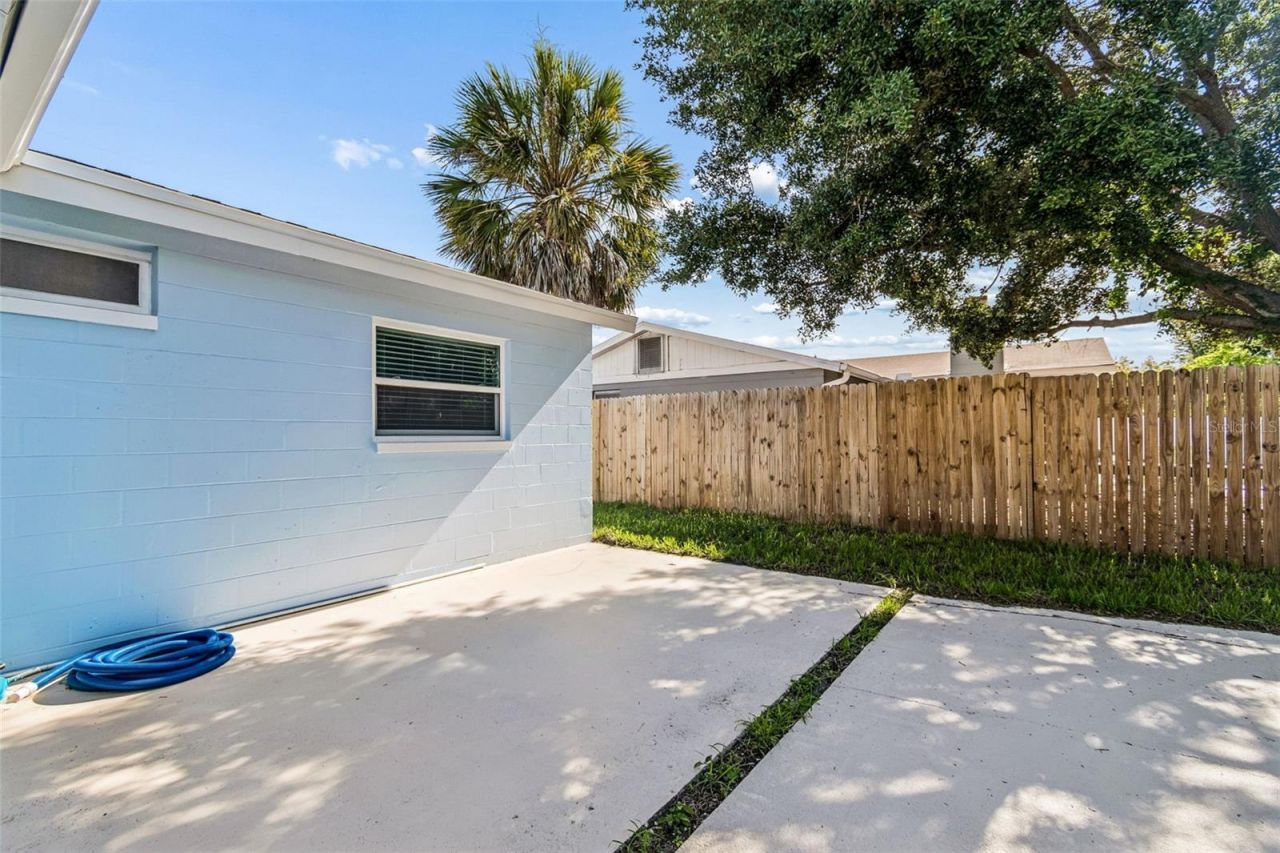 1101 54th Avenue S, Saint Petersburg, FL 33705 Photo