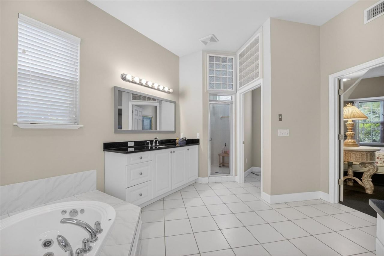 7815 NW 20th Lane, Gainesville, FL 32605 Photo