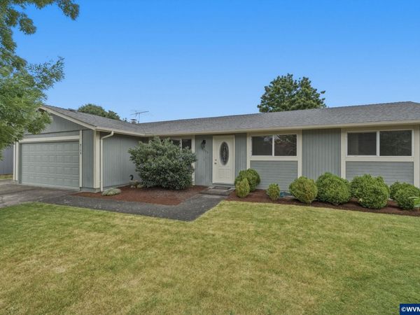 4754 Nighthawk Ct NE, Salem, OR 97305