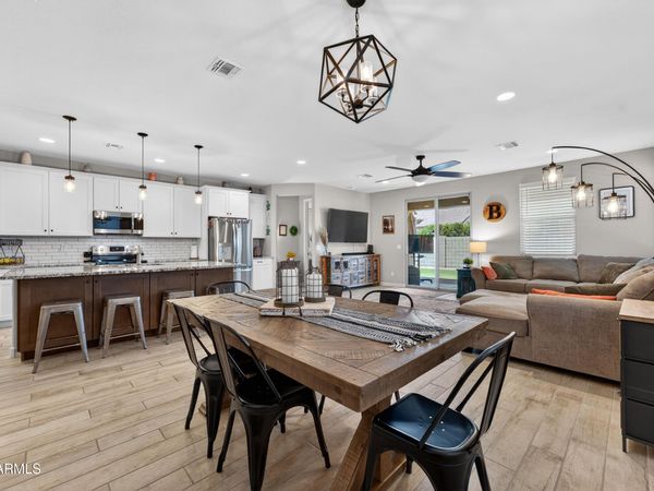 18356 W FOOTHILL Drive, Surprise, AZ 85387