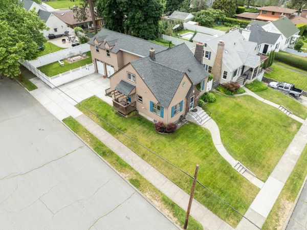 1103 W 27th Ave, Spokane, WA 99203