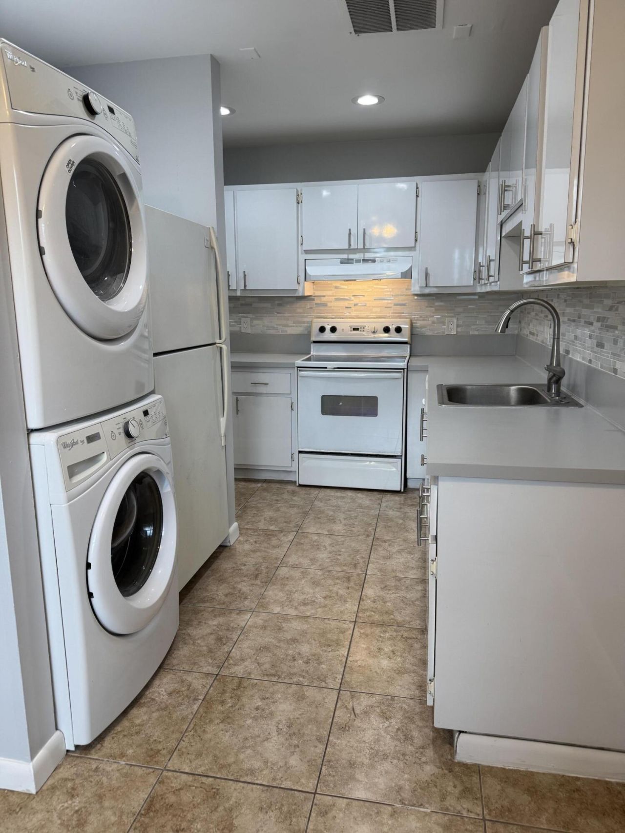 1100 Boxwood Drive, Unit 101, Delray Beach, FL 33445 Photo