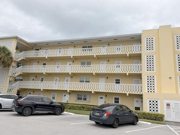 230 N Federal Highway, Unit 305, Deerfield Beach, FL 33441