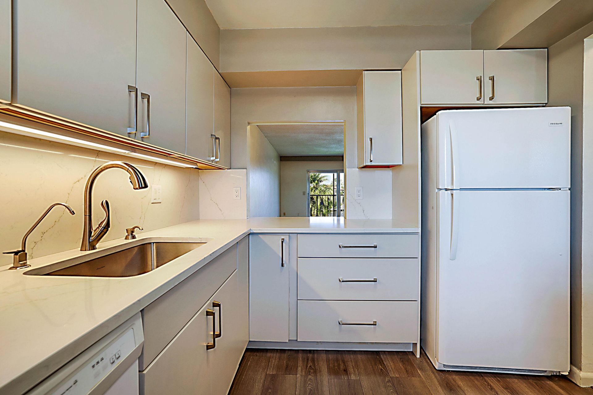 230 N Federal Highway, Unit 305, Deerfield Beach, FL 33441 Photo