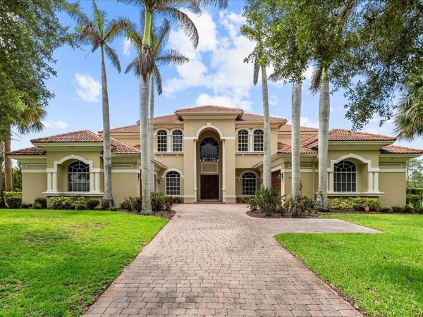 10303 SW Fiddlers Way, Palm City, FL 34990