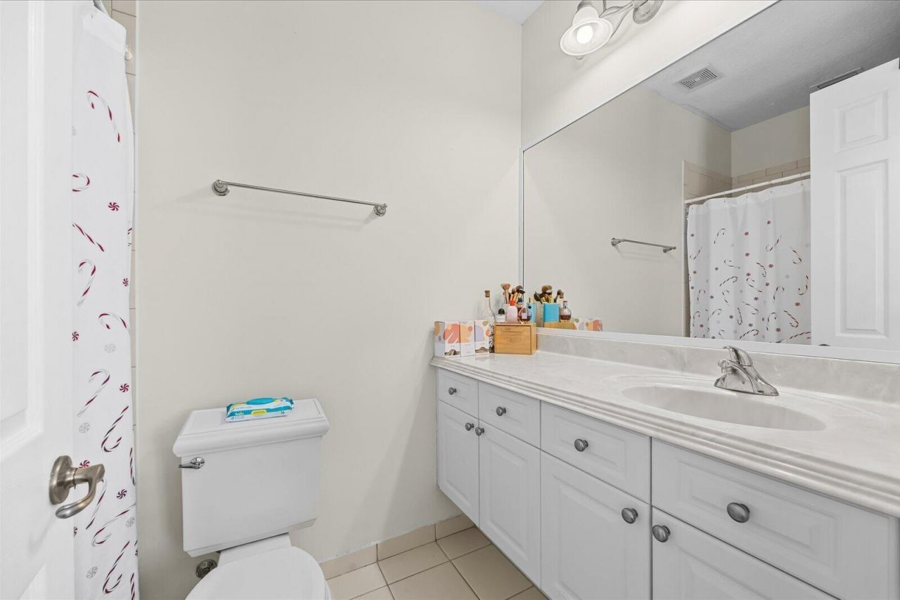 10303 SW Fiddlers Way, Palm City, FL 34990 Photo