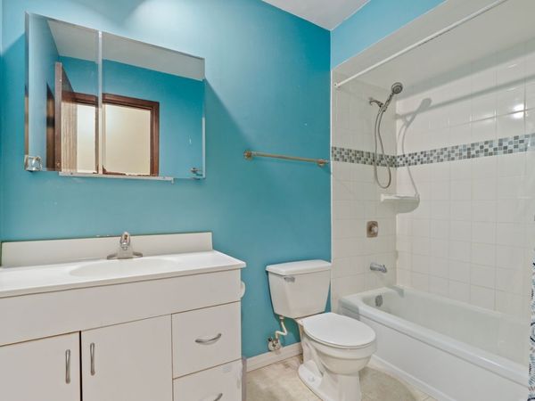 5337 Waterbury Court , Unit 2505, Crestwood, IL 60418