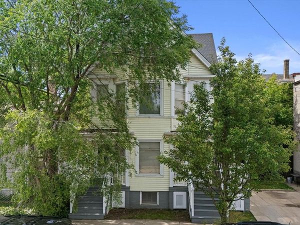 311 11th STREET, Racine, WI 53403