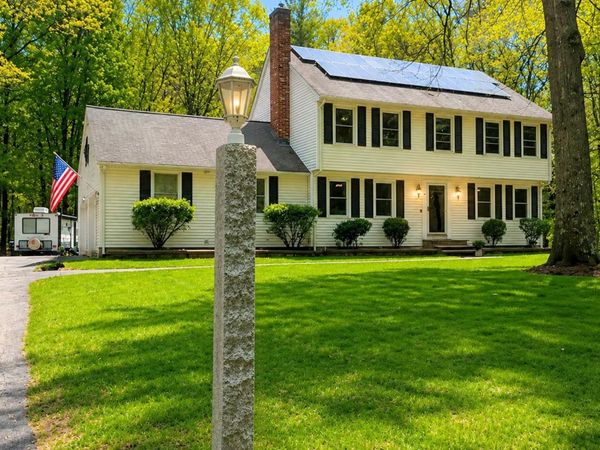 27 Winslow Farm Road, Hudson, NH 03051