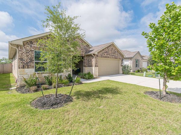 844 Peccary, Seguin, TX 78155