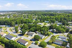 351 Southern Pines Dr. photo 4