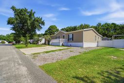 351 Southern Pines Dr. photo 4