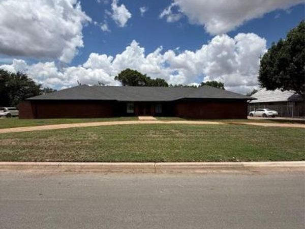 14 Fairway Oaks Boulevard , Abilene, TX 79606