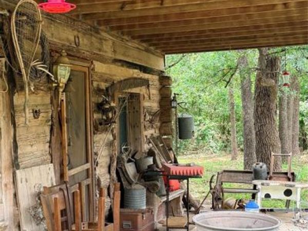 2429 County Road 427a , Cleburne, TX 76031